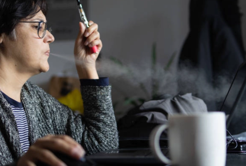 Middle East E-Cigarette Market Forecast 2025
