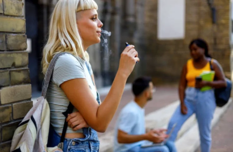 Europe E-Cigarettes Market
