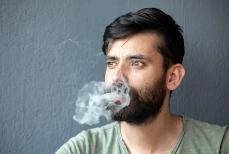 Middle East E-Cigarette Market Forecast 2025